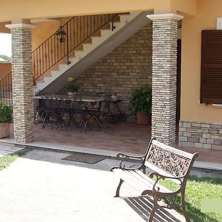 Il Giardino Degli Ulivi Bed and Breakfast Canneto  Εξωτερικό φωτογραφία