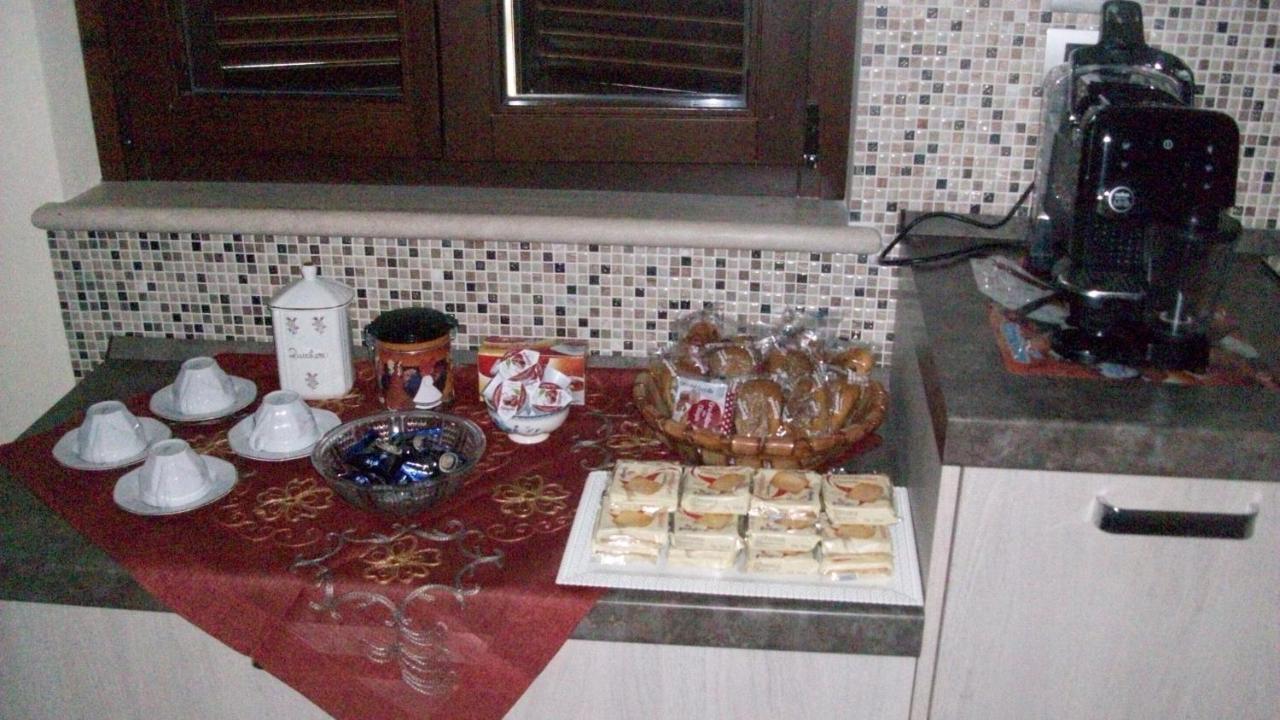 Il Giardino Degli Ulivi Bed and Breakfast Canneto  Εξωτερικό φωτογραφία
