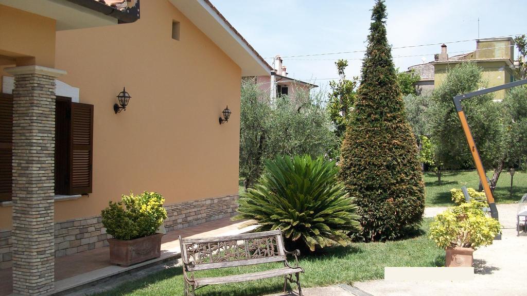 Il Giardino Degli Ulivi Bed and Breakfast Canneto  Εξωτερικό φωτογραφία